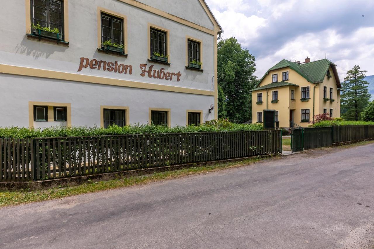 Pension Hubert Распенава Экстерьер фото